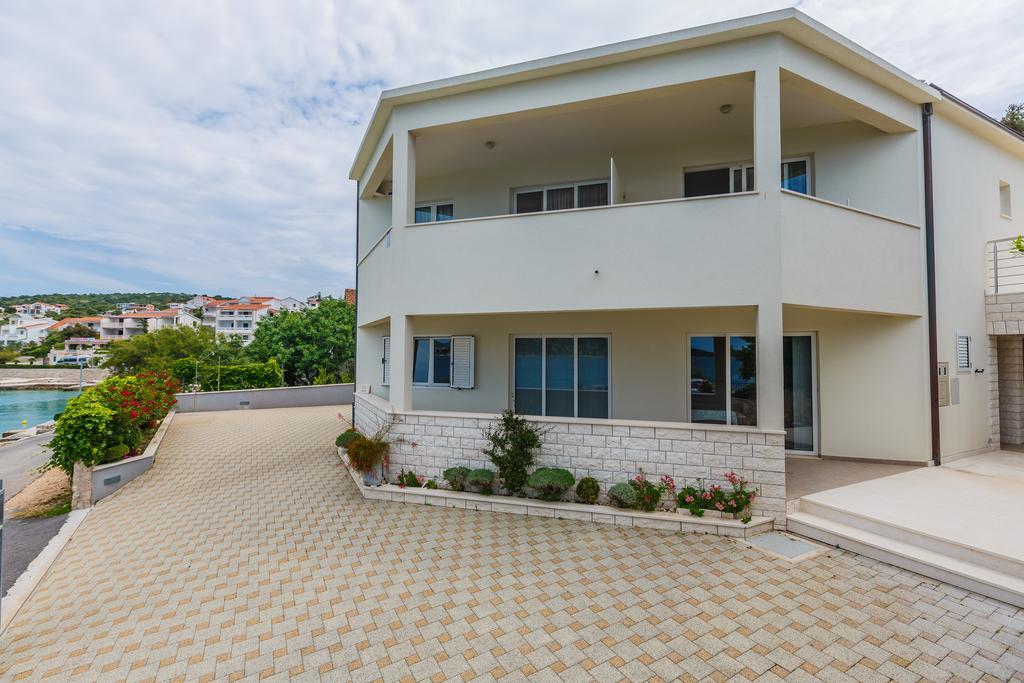 Apartments Rogulj Rogoznica  Esterno foto